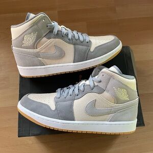 Jordan 1 mid coconut